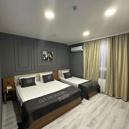 In House Suite Istanbul Exterior photo